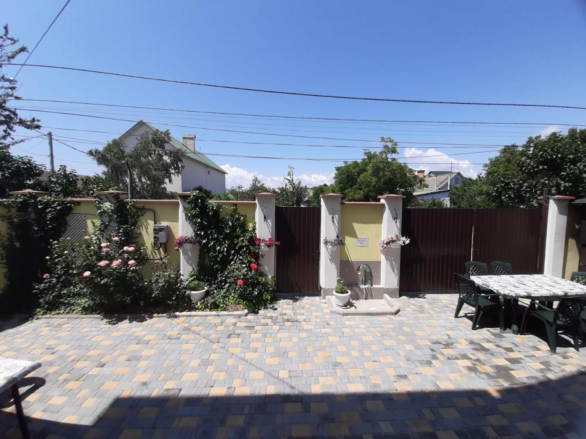 Guest House Τσορνομόρσκ Εξωτερικό φωτογραφία