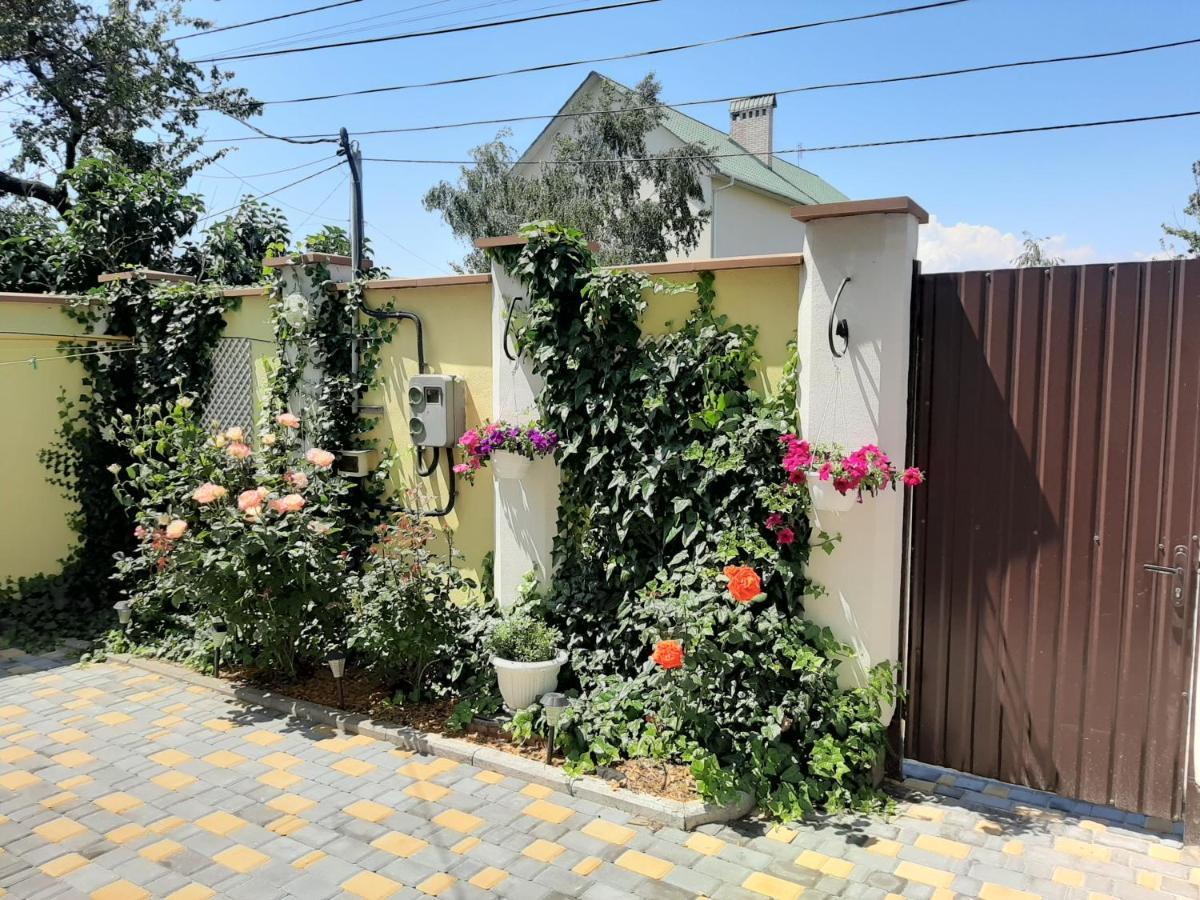 Guest House Τσορνομόρσκ Εξωτερικό φωτογραφία