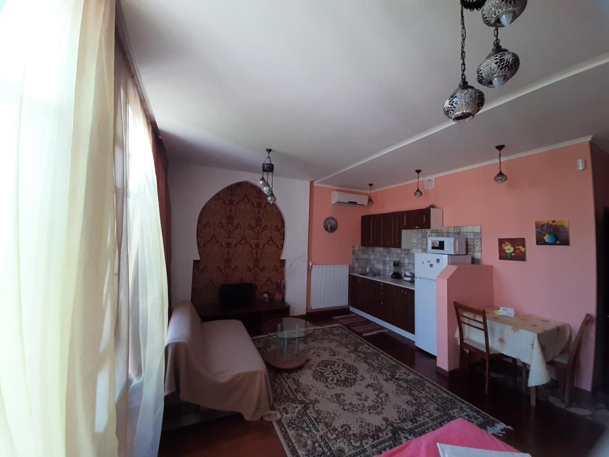 Guest House Τσορνομόρσκ Εξωτερικό φωτογραφία