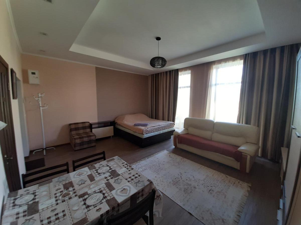 Guest House Τσορνομόρσκ Εξωτερικό φωτογραφία