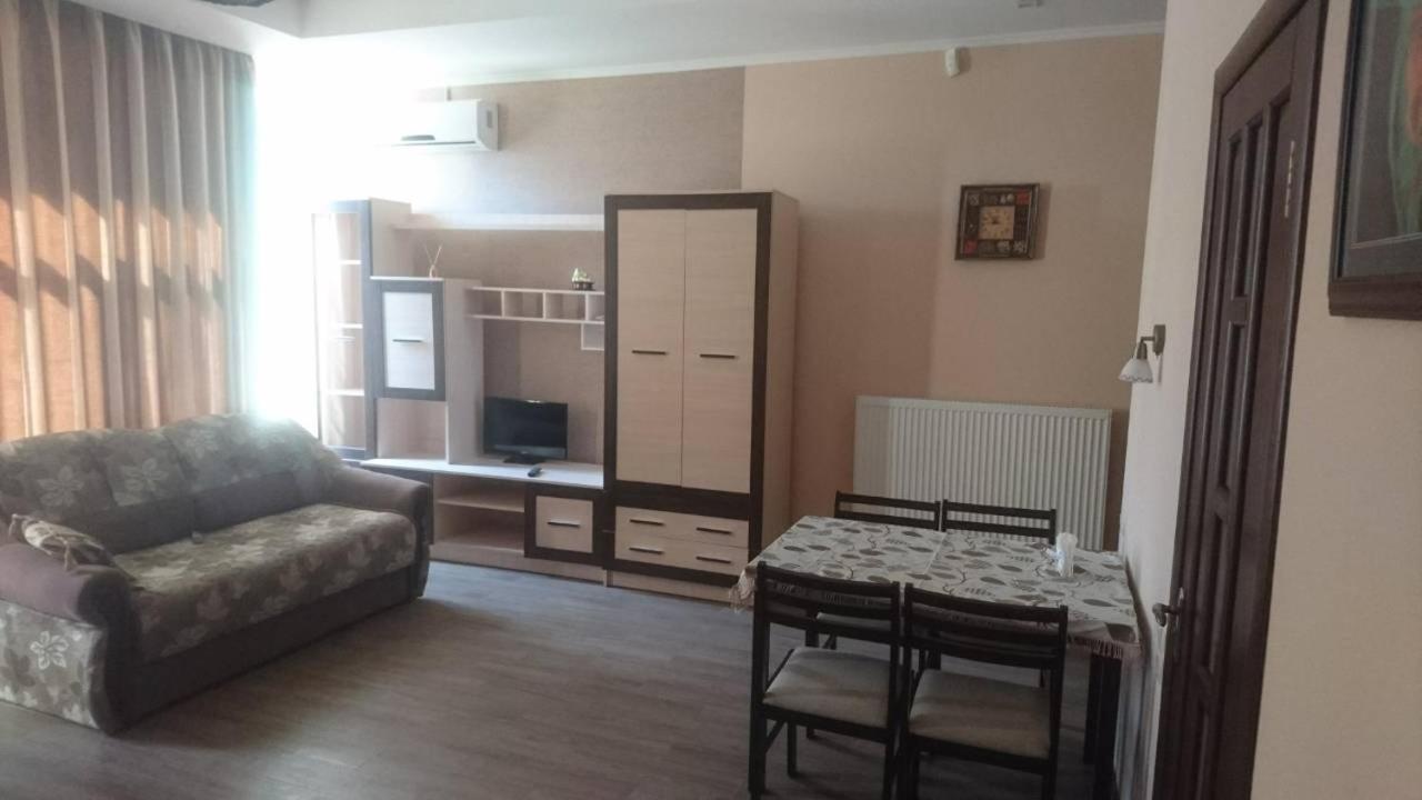 Guest House Τσορνομόρσκ Εξωτερικό φωτογραφία