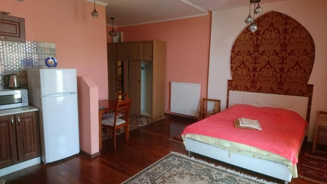 Guest House Τσορνομόρσκ Εξωτερικό φωτογραφία